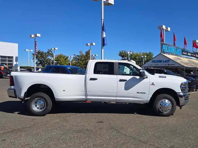 New 2027 RAM 3500 Big Horn AWD/4WD image 7
