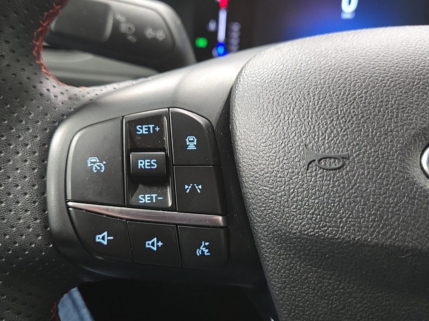 Used 2023 Ford Escape ST-Line image 15