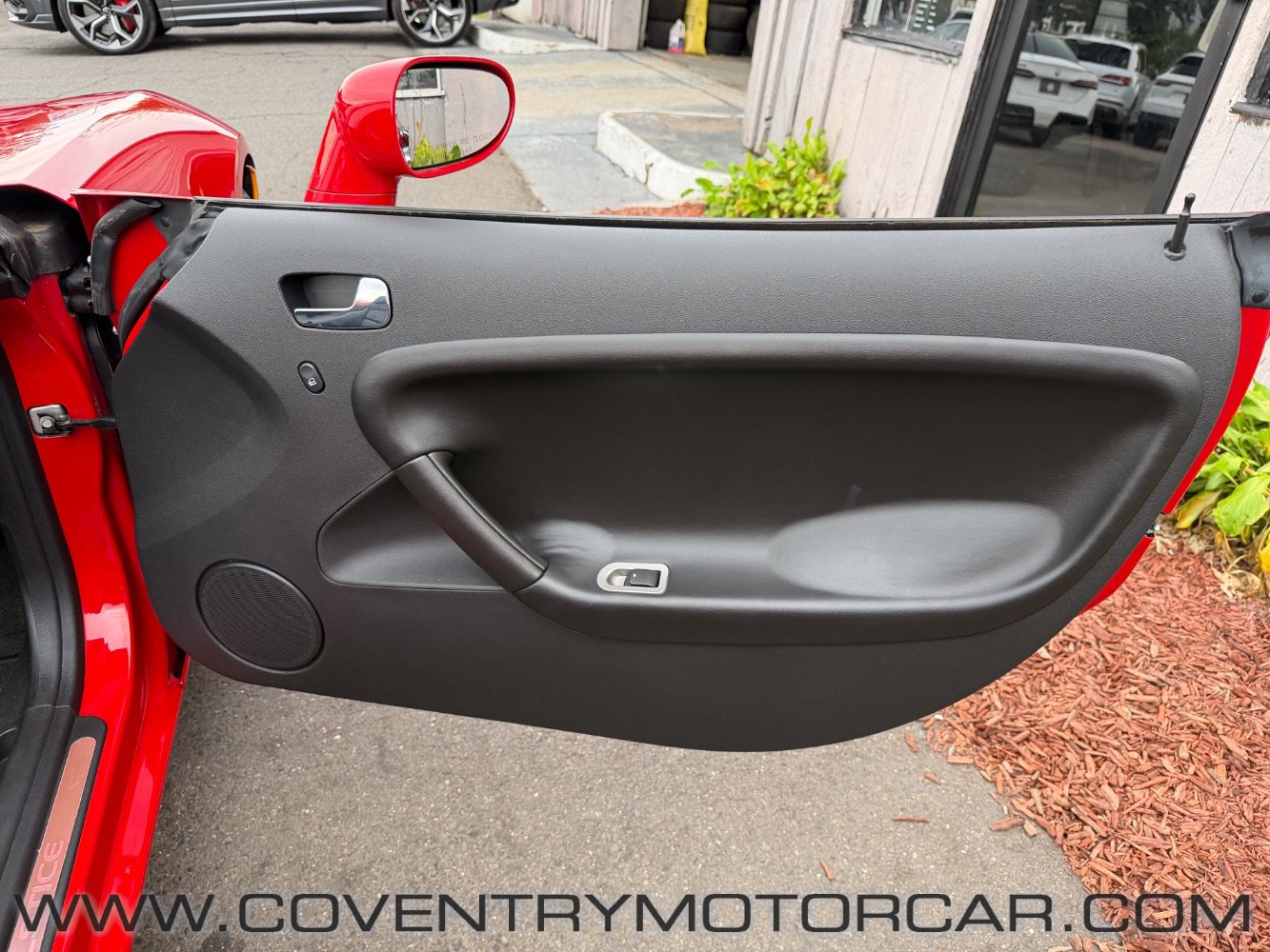 Used 2008 Pontiac Solstice GXP w/ Premium Package RWD image 25