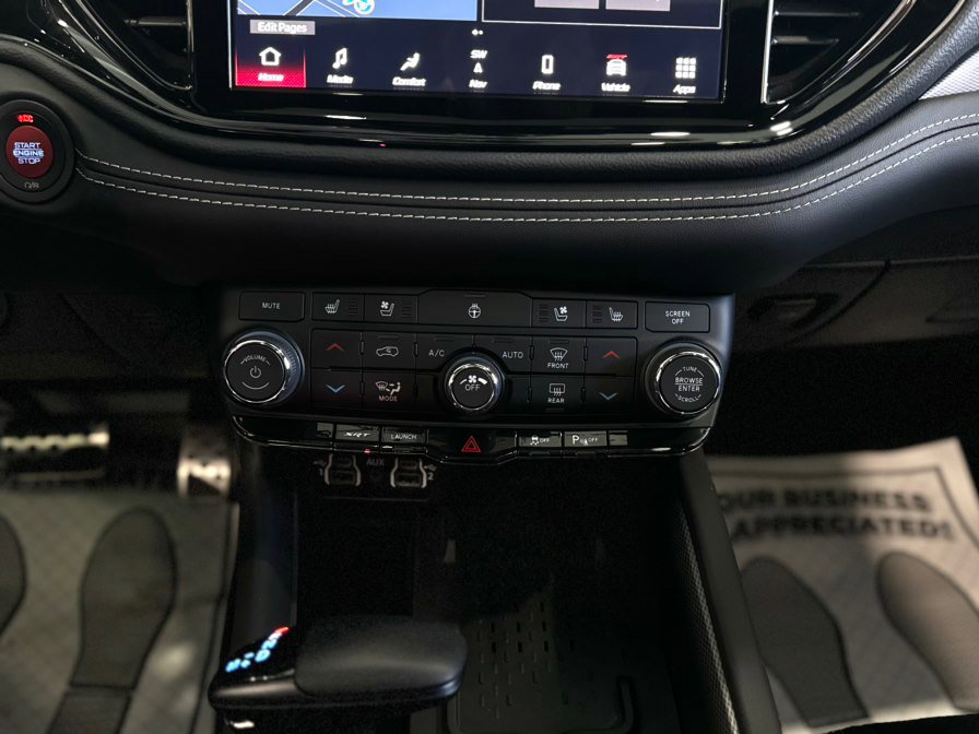 Used 2025 Dodge Durango SRT Hellcat AWD/4WD image 27