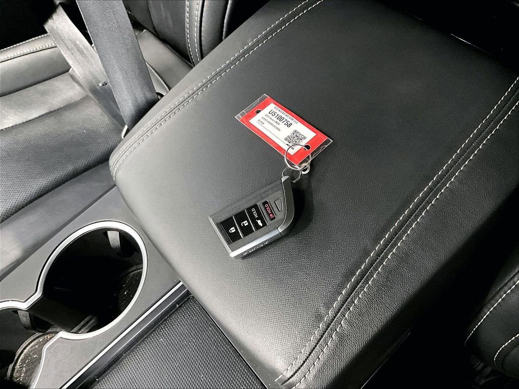 Used 2023 Acura MDX SH-AWD w/ Technology Package image 28