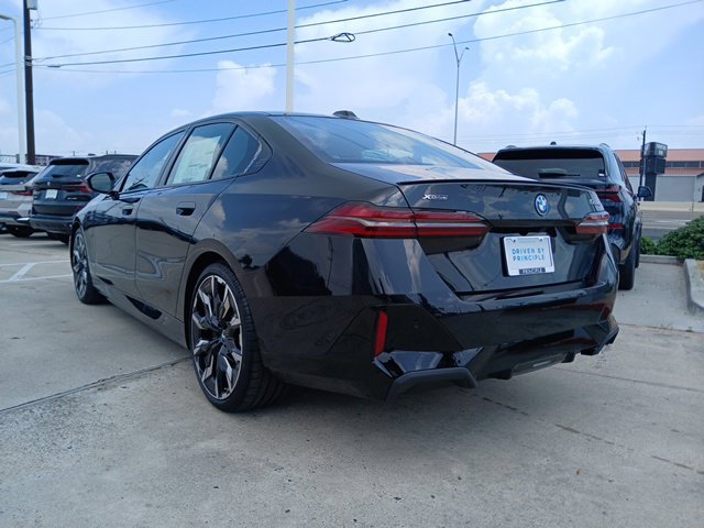New 2027 BMW 550e xDrive w/ Premium Package AWD/4WD image 7