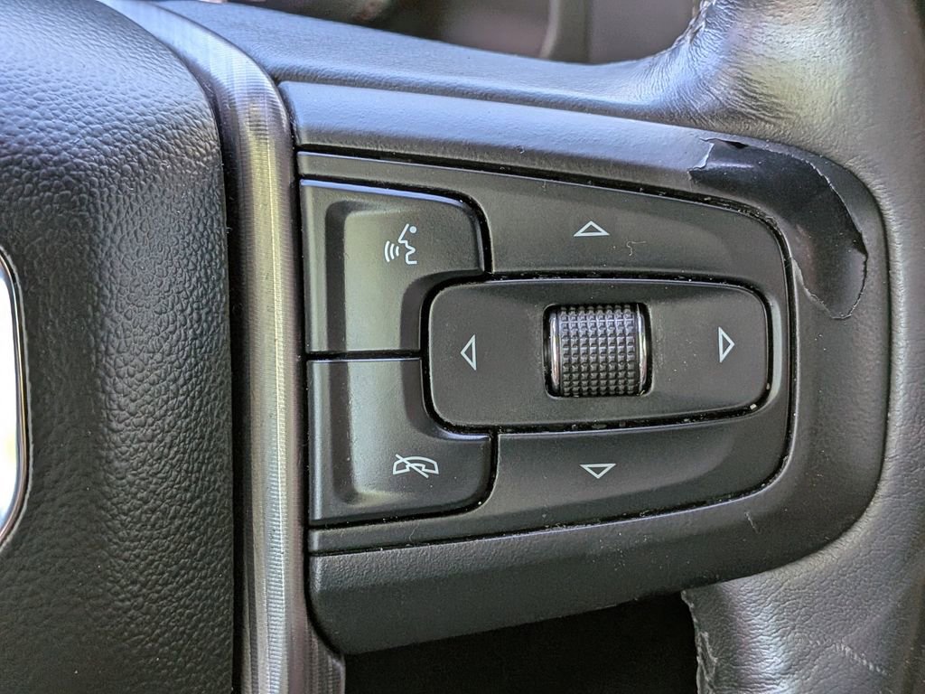 Used 2023 GMC Yukon Denali Ultimate image 30