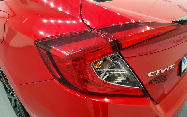 Used 2020 Honda Civic Sport image 11