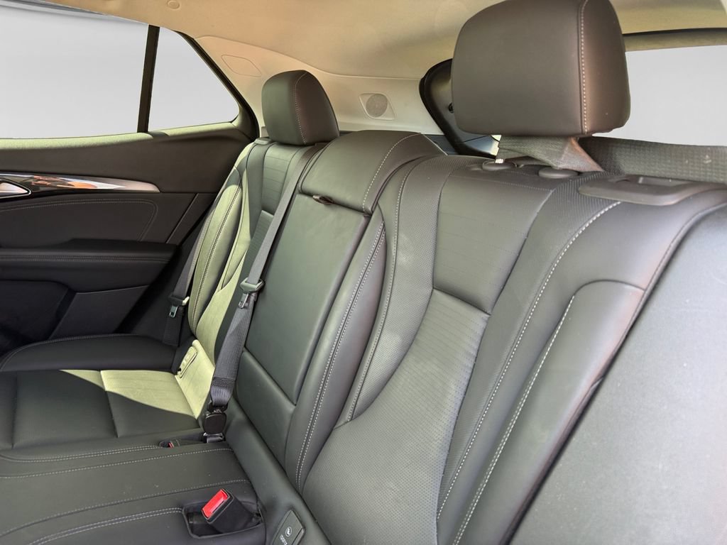 Used 2024 Buick Envision Preferred AWD/4WD image 38