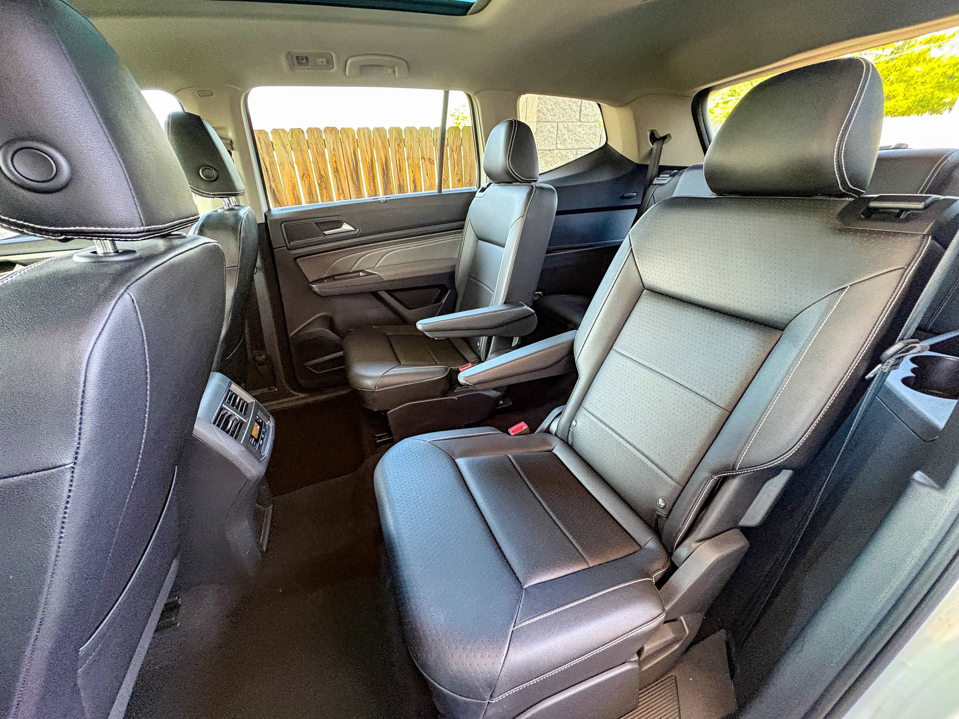 Used 2023 Volkswagen Atlas SE w/ Panoramic Sunroof Package FWD image 27