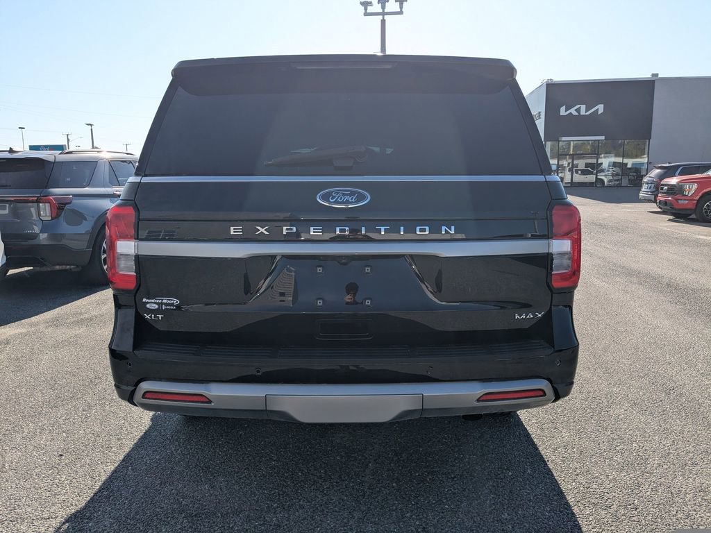Used 2022 Ford Expedition Max XLT AWD/4WD image 4