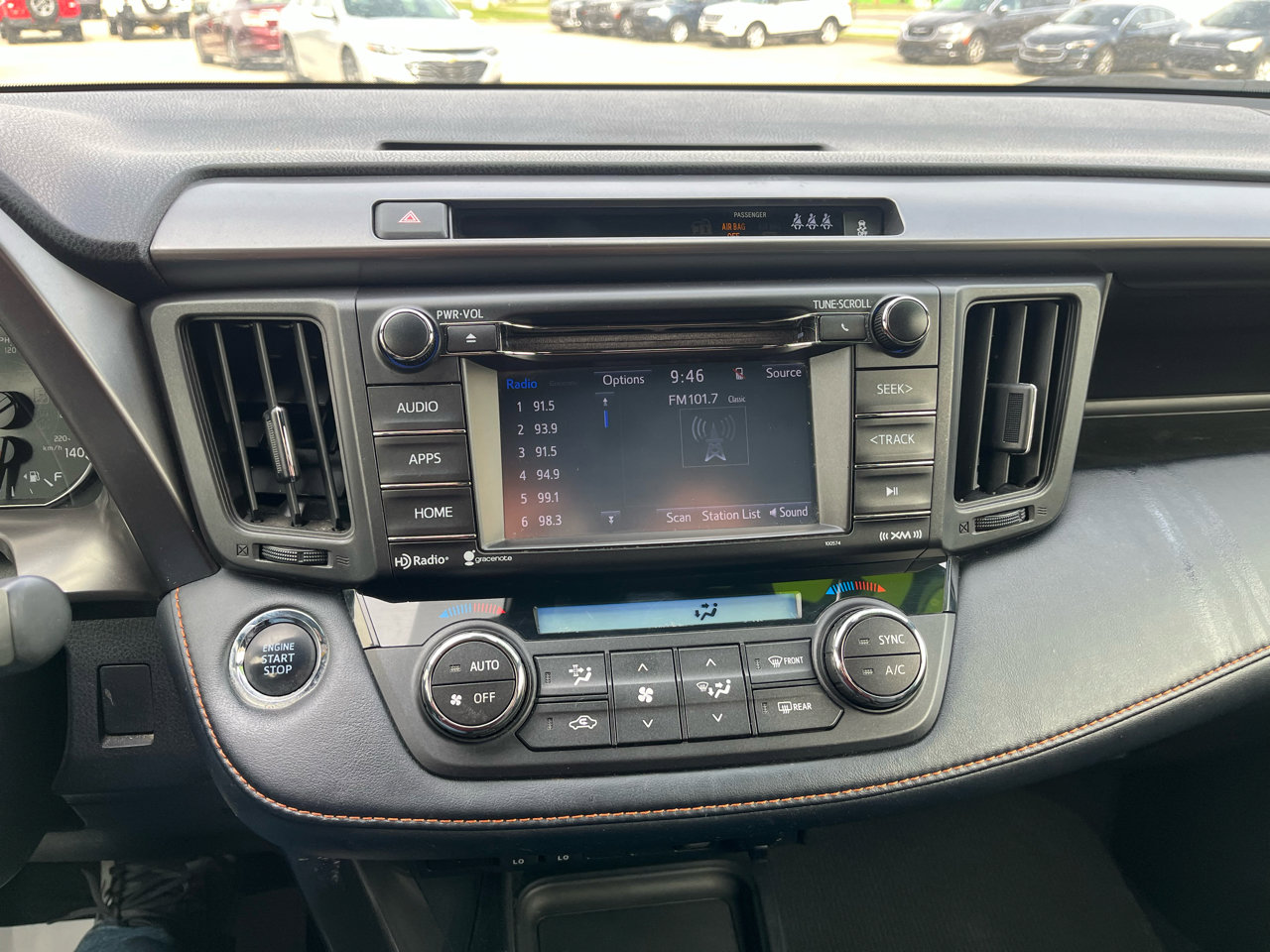 Used 2018 Toyota RAV4 SE w/ Power Extra Value Package image 15