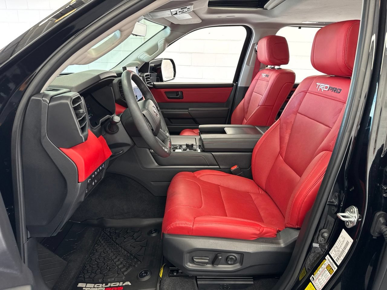 Used 2023 Toyota Sequoia TRD Pro AWD/4WD image 17