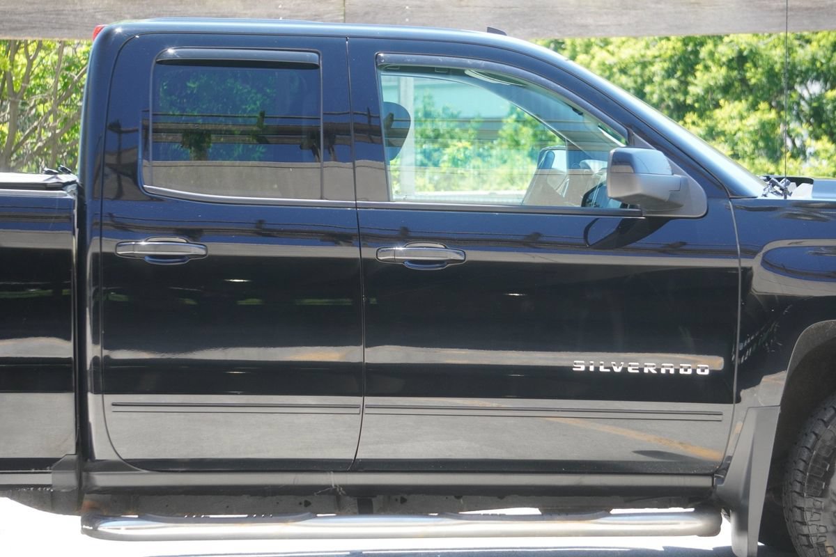 Used 2018 Chevrolet Silverado 1500 LT AWD/4WD image 31