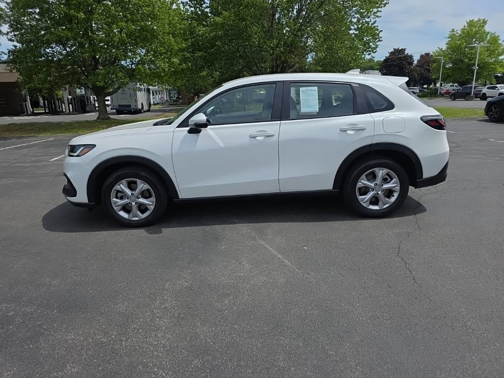 Used 2025 Honda HR-V LX image 4
