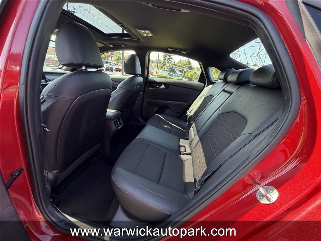 Used 2021 Kia Forte GT FWD image 11
