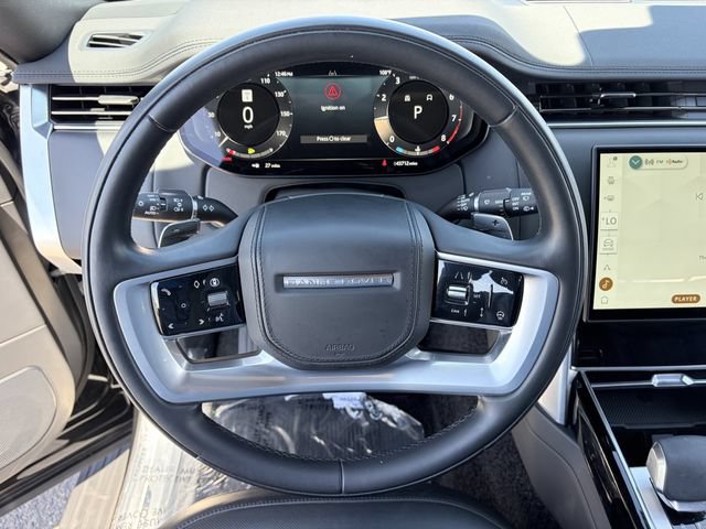 Used 2025 Land Rover Range Rover Long Wheelbase SE AWD/4WD image 10