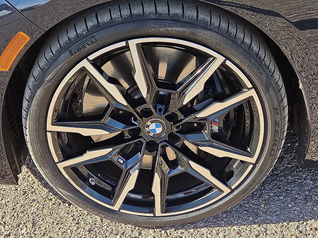 Used 2024 BMW M850i xDrive Convertible w/ M Sport Professional Package image 11