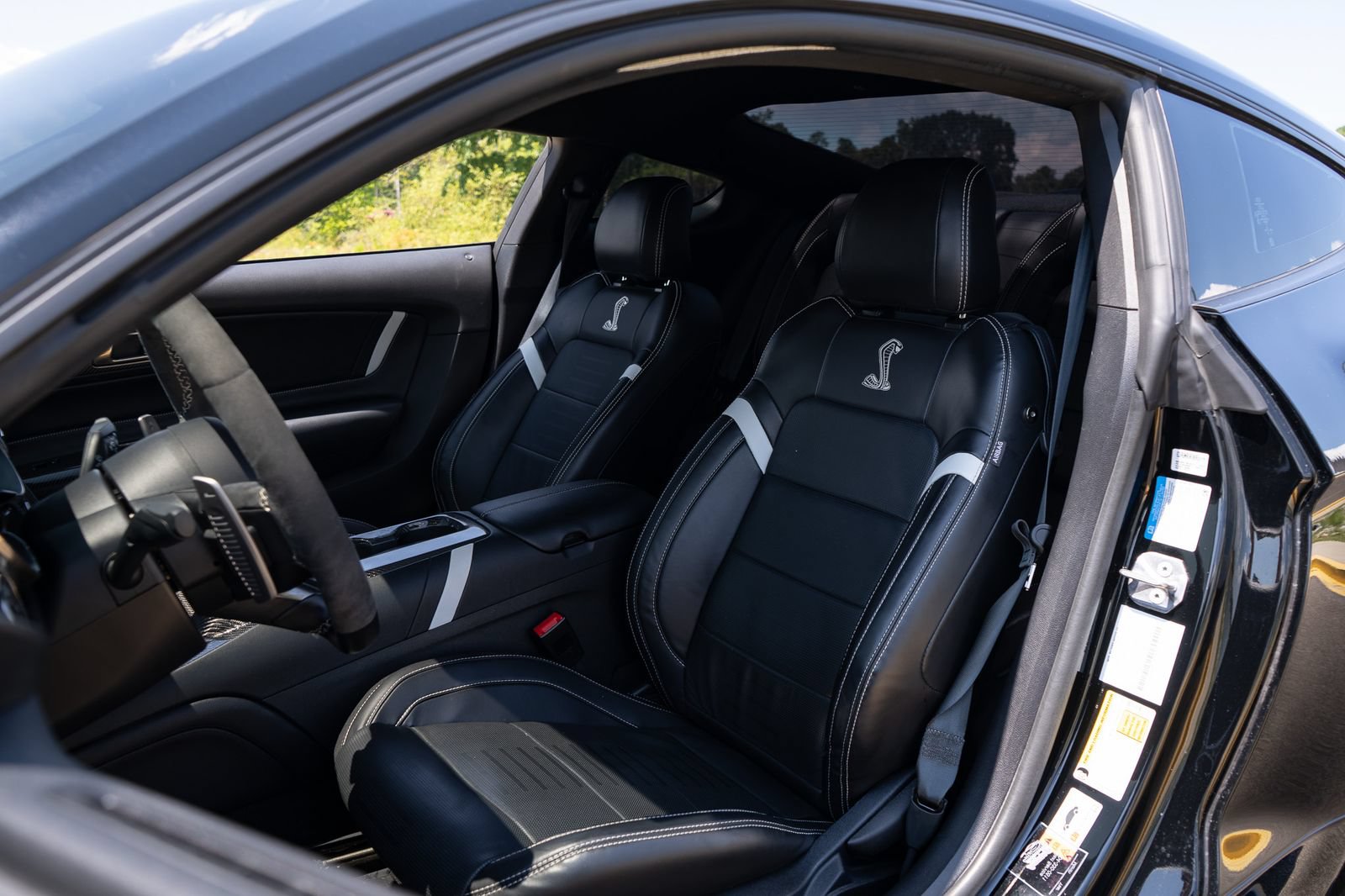Used 2021 Ford Mustang Shelby GT500 w/ Technology Package RWD image 56