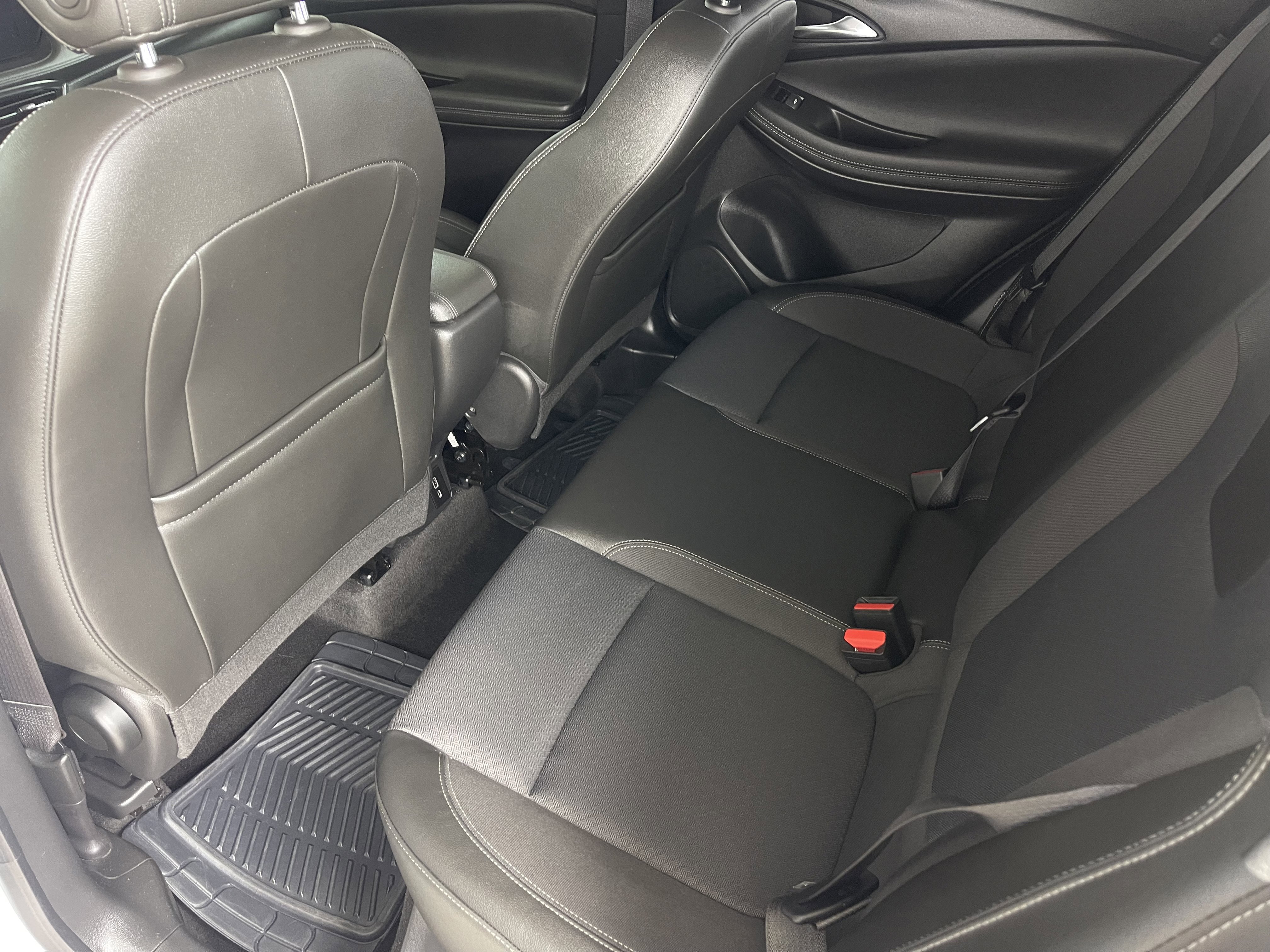 Used 2024 Buick Encore GX Preferred FWD image 10