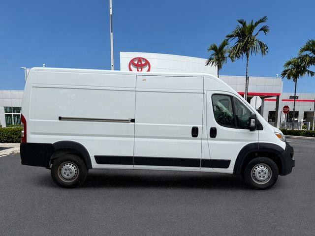 Used 2025 RAM ProMaster 2500 w/ Convenience Group FWD image 8