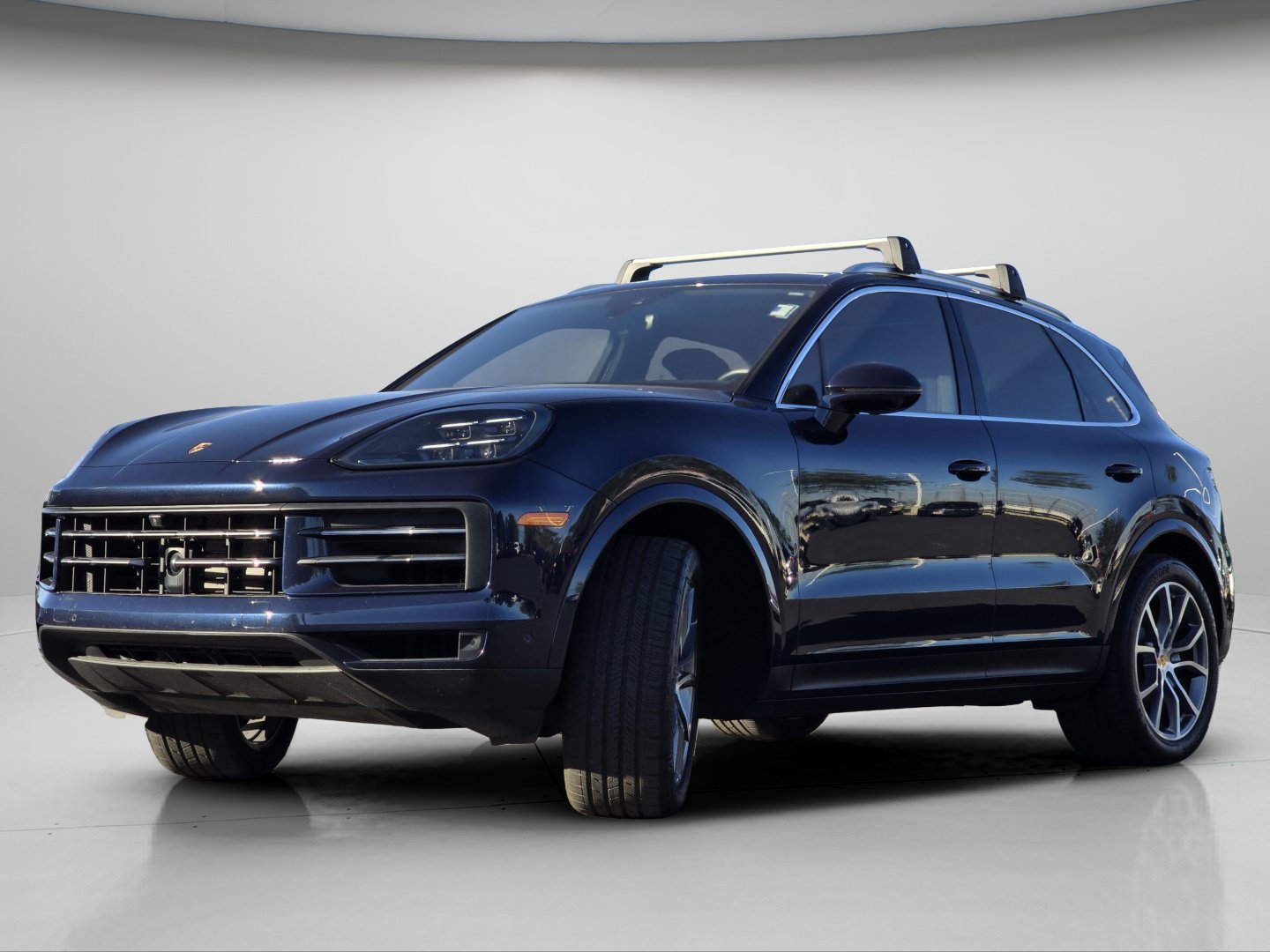 Used 2024 Porsche Cayenne AWD/4WD image 19