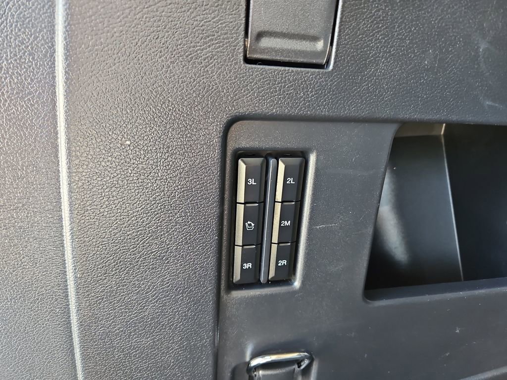 Used 2024 Ford Expedition Limited image 35