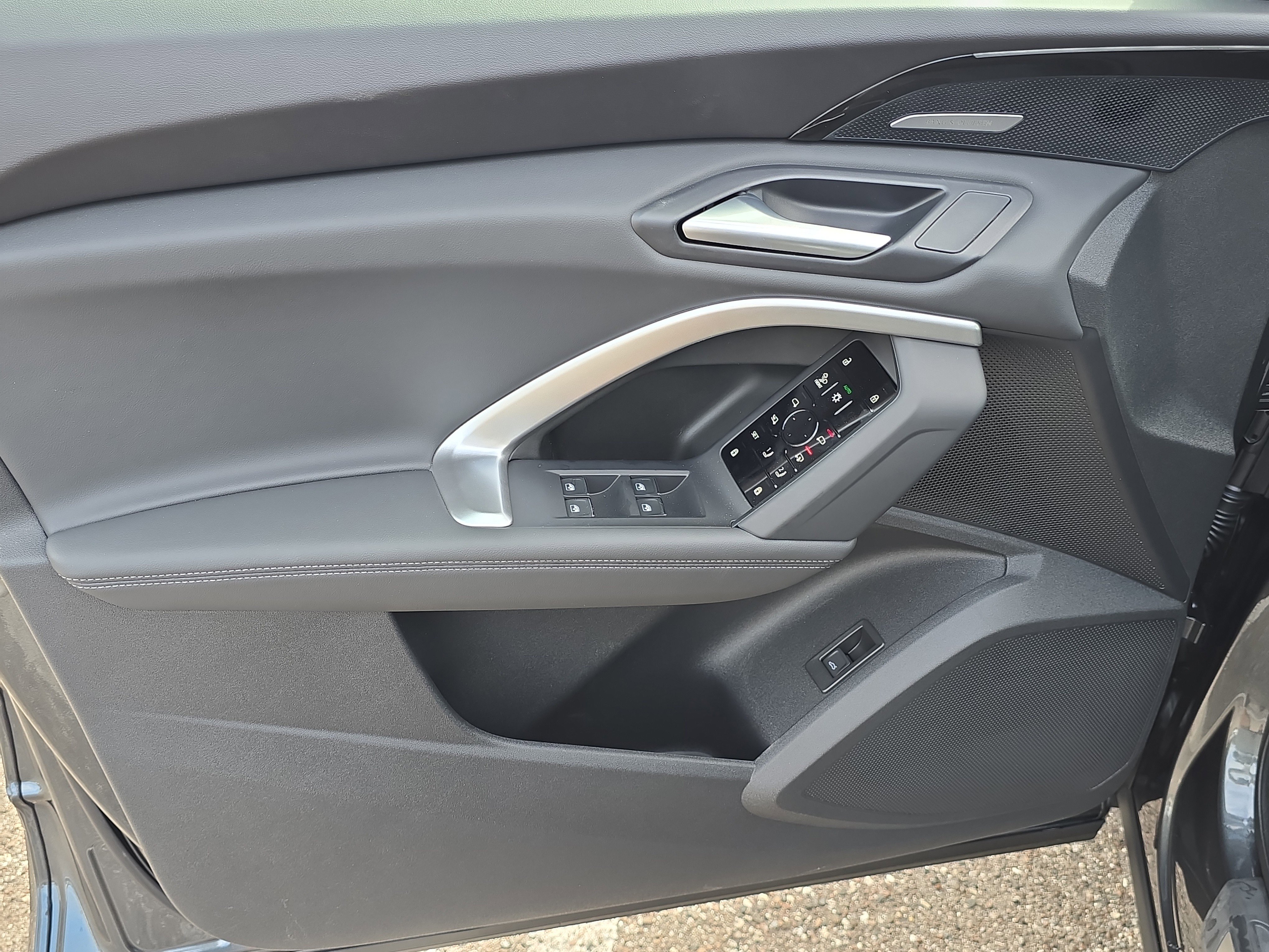 New 2025 Audi Q5 Premium Plus image 16