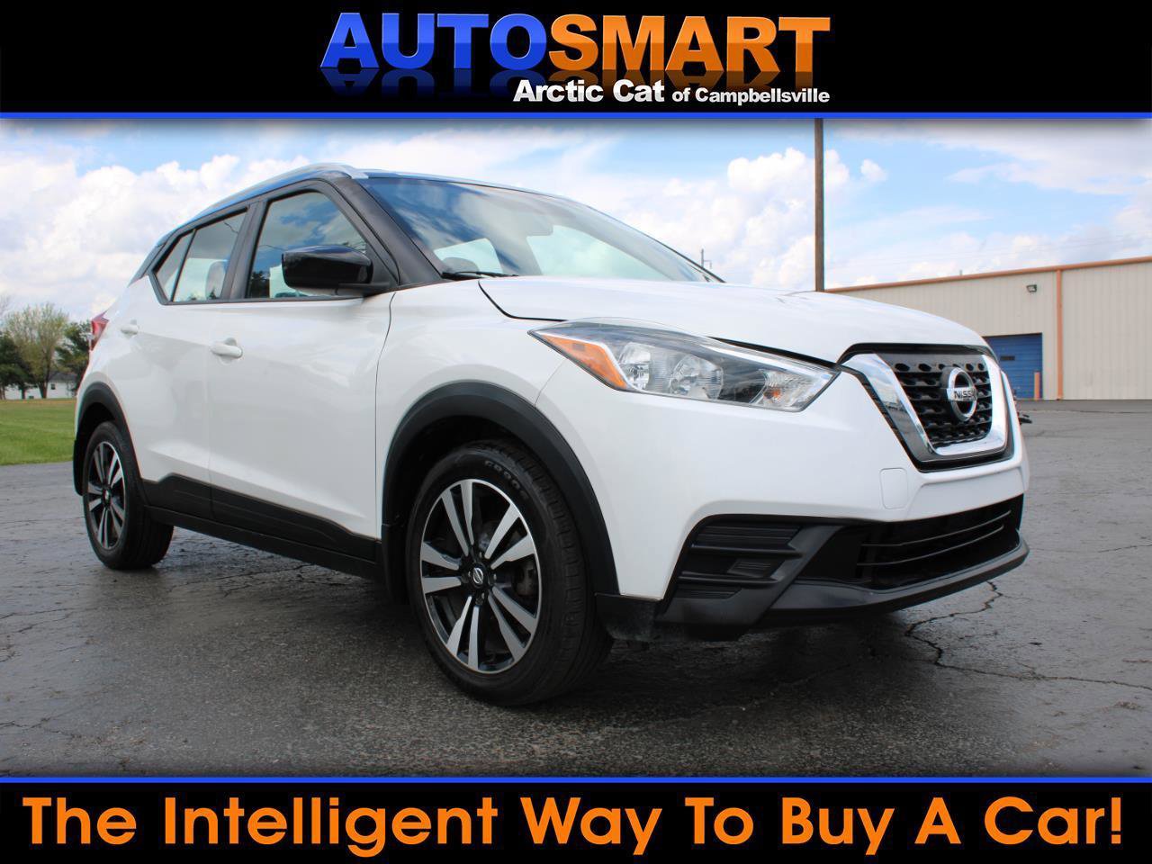 Used 2019 Nissan Kicks SV FWD image 1