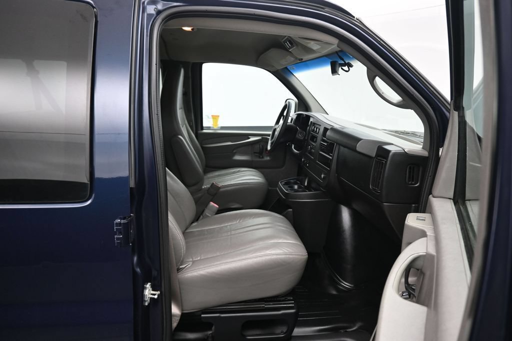 Used 2014 Chevrolet Express 3500 LS RWD image 41
