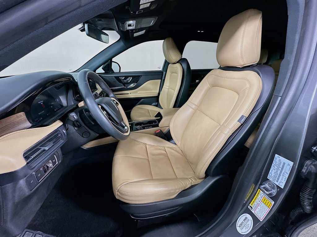 Used 2022 Lincoln Corsair Reserve w/ Elements Package FWD image 21