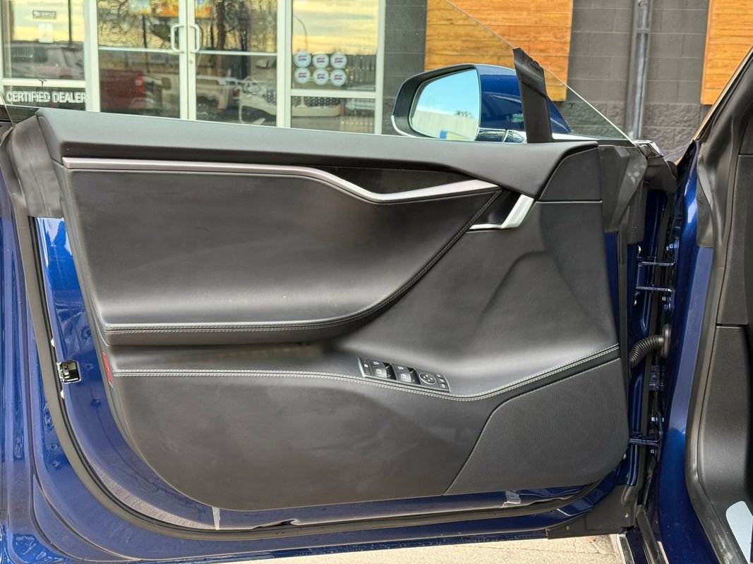 Used 2020 Tesla Model S AWD image 19