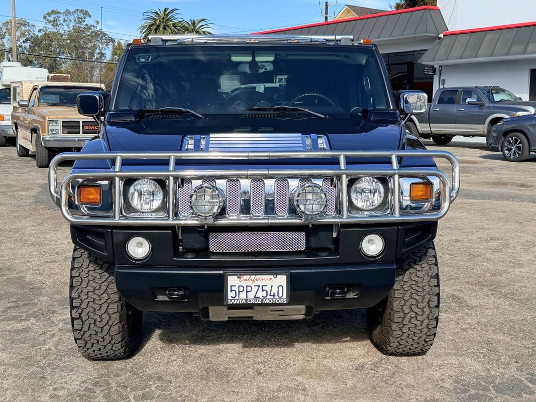 Used 2005 HUMMER H2 w/ Preferred Equipment Group image 2