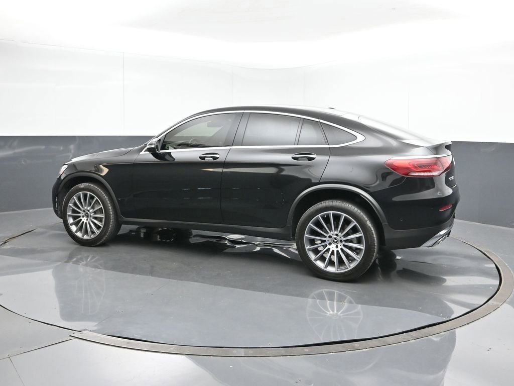 Used 2021 Mercedes-Benz GLC 300 4MATIC Coupe image 3