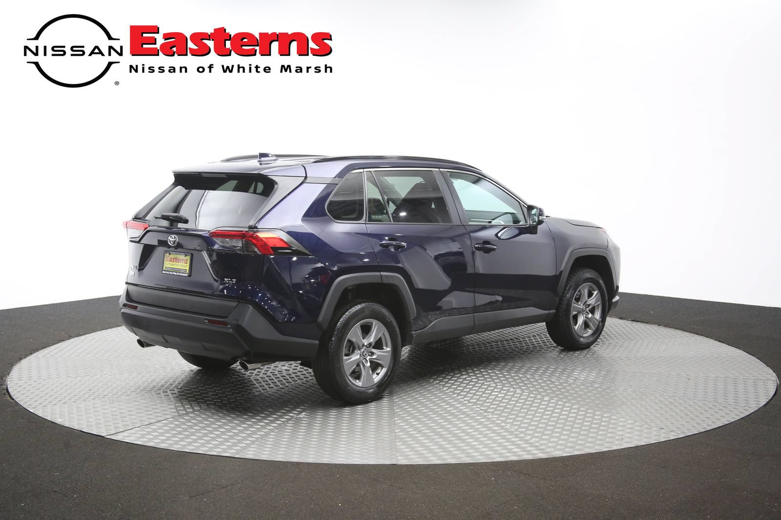 Used 2024 Toyota RAV4 XLE FWD image 39