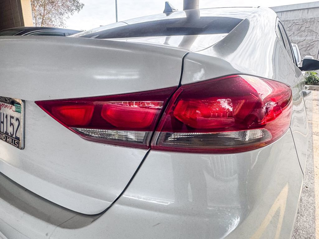 Used 2018 Hyundai Elantra Value Edition image 8