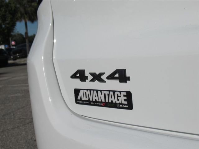 New 2026 Jeep Compass Latitude image 8