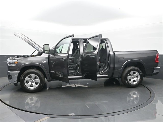 New 2026 RAM 1500 4x4 Crew Cab image 55