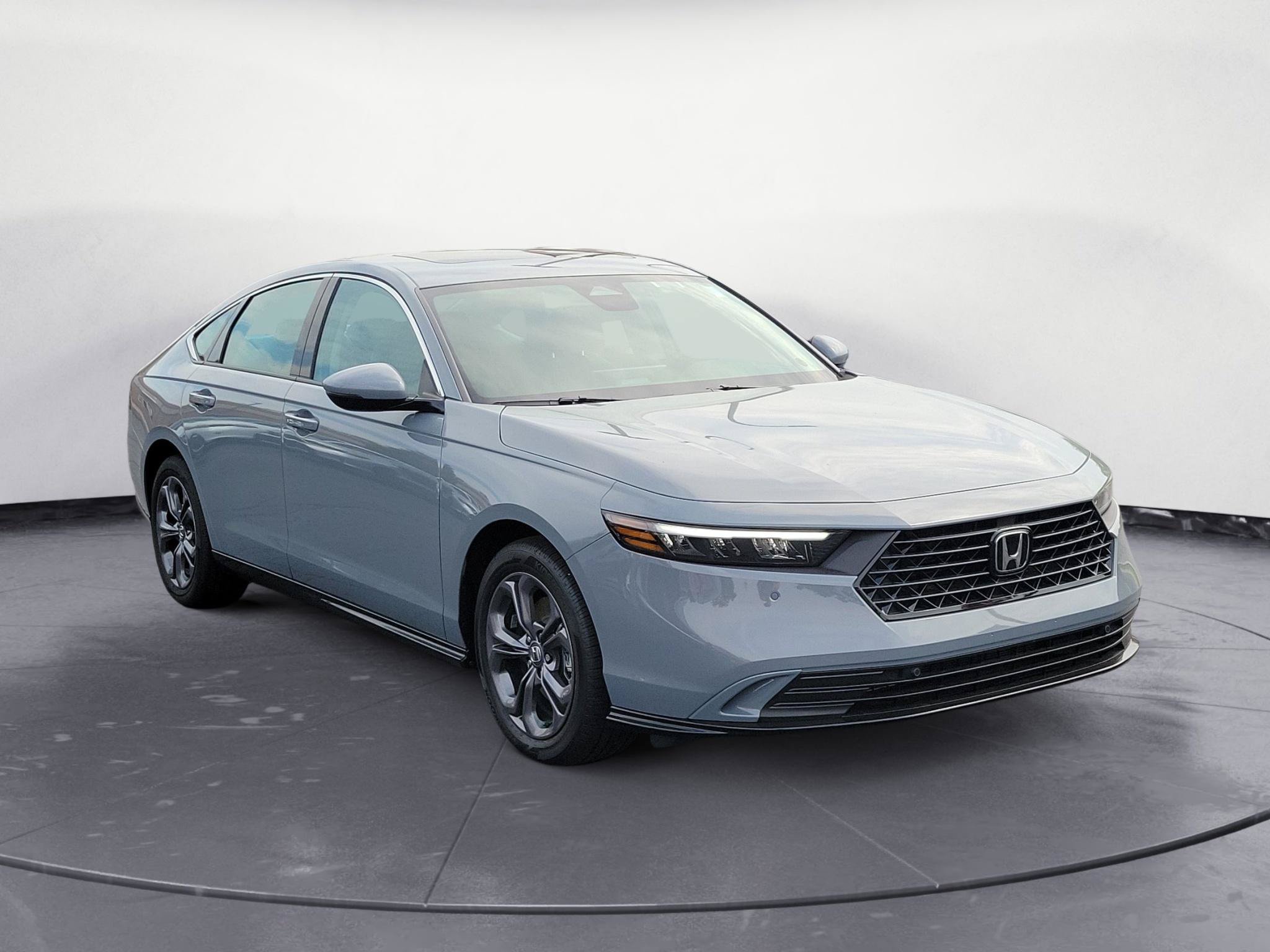 New 2026 Honda Accord EX-L image 2