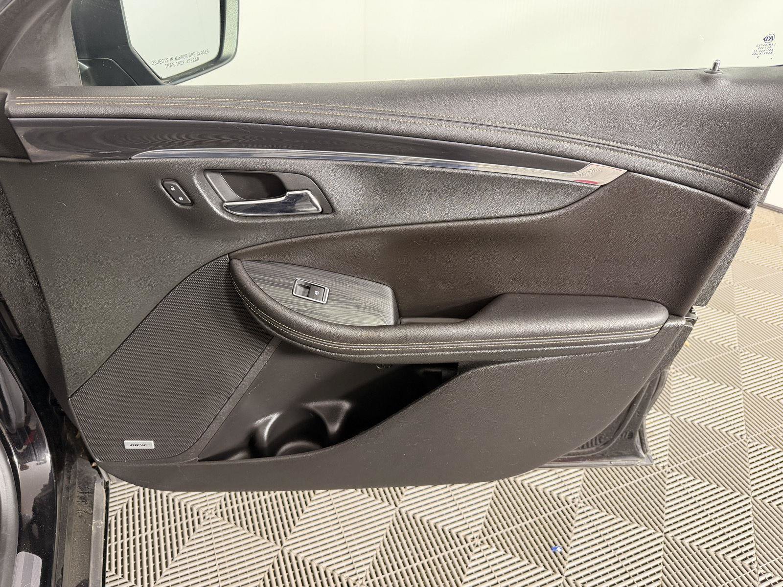 Used 2018 Chevrolet Impala Premier FWD image 24