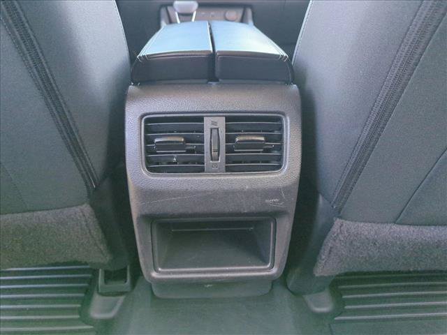 Used 2023 Nissan Rogue S FWD image 16