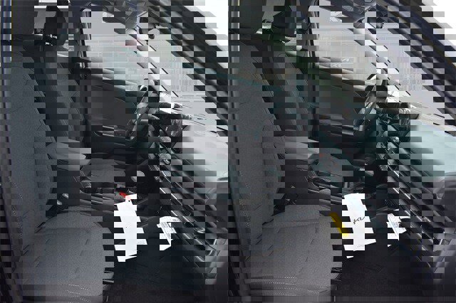 New 2025 Kia K4 LXS image 10