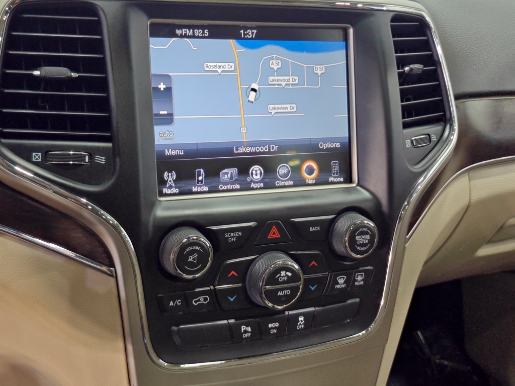 Used 2014 Jeep Grand Cherokee Limited w/ Luxury Group II AWD/4WD image 6