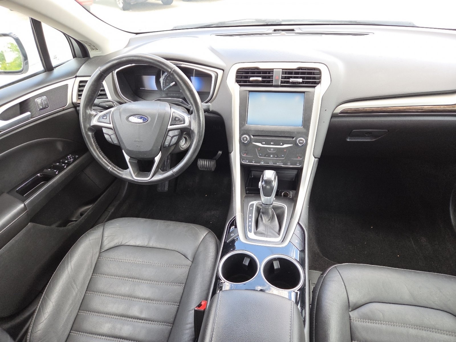 Used 2013 Ford Fusion Energi SE FWD image 21