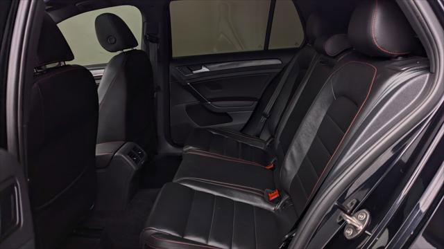 Used 2021 Volkswagen GTI SE image 17