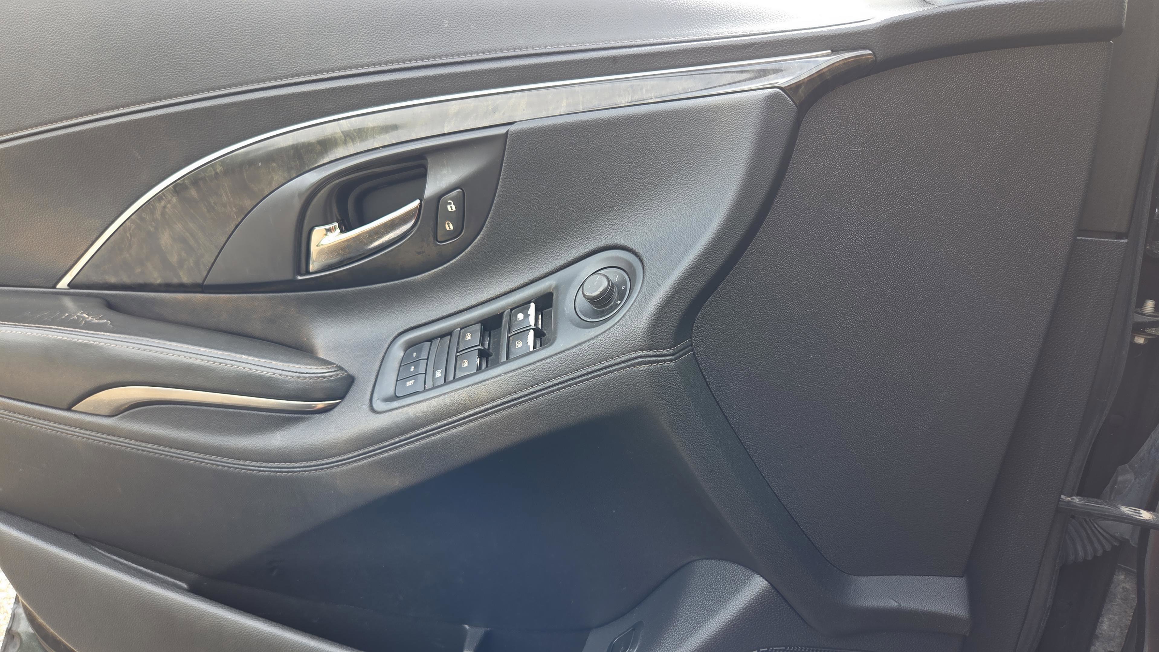 Used 2016 Buick LaCrosse Sport Touring FWD image 26