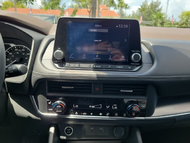 Used 2023 Nissan Rogue SV w/ SV Premium B Package FWD image 26