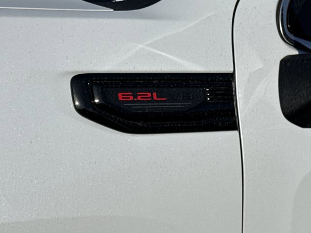 New 2026 GMC Sierra 1500 Denali w/ Denali Reserve Package AWD/4WD image 17