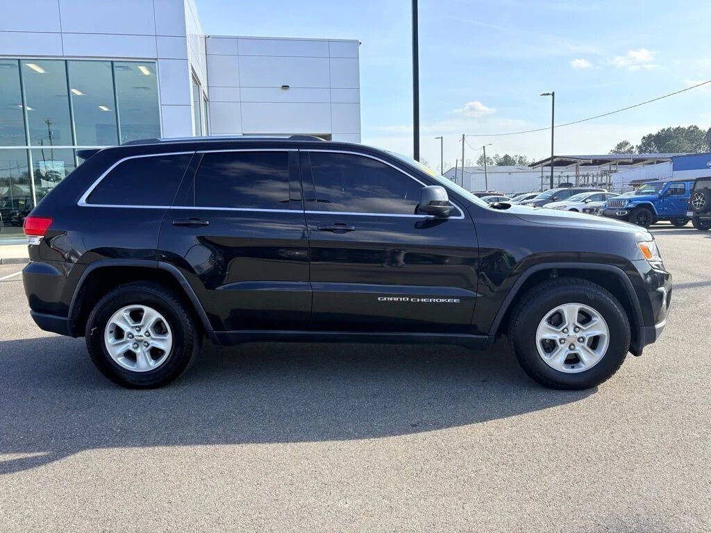 Used 2016 Jeep Grand Cherokee Laredo w/ Quick Order Package 23E RWD image 7