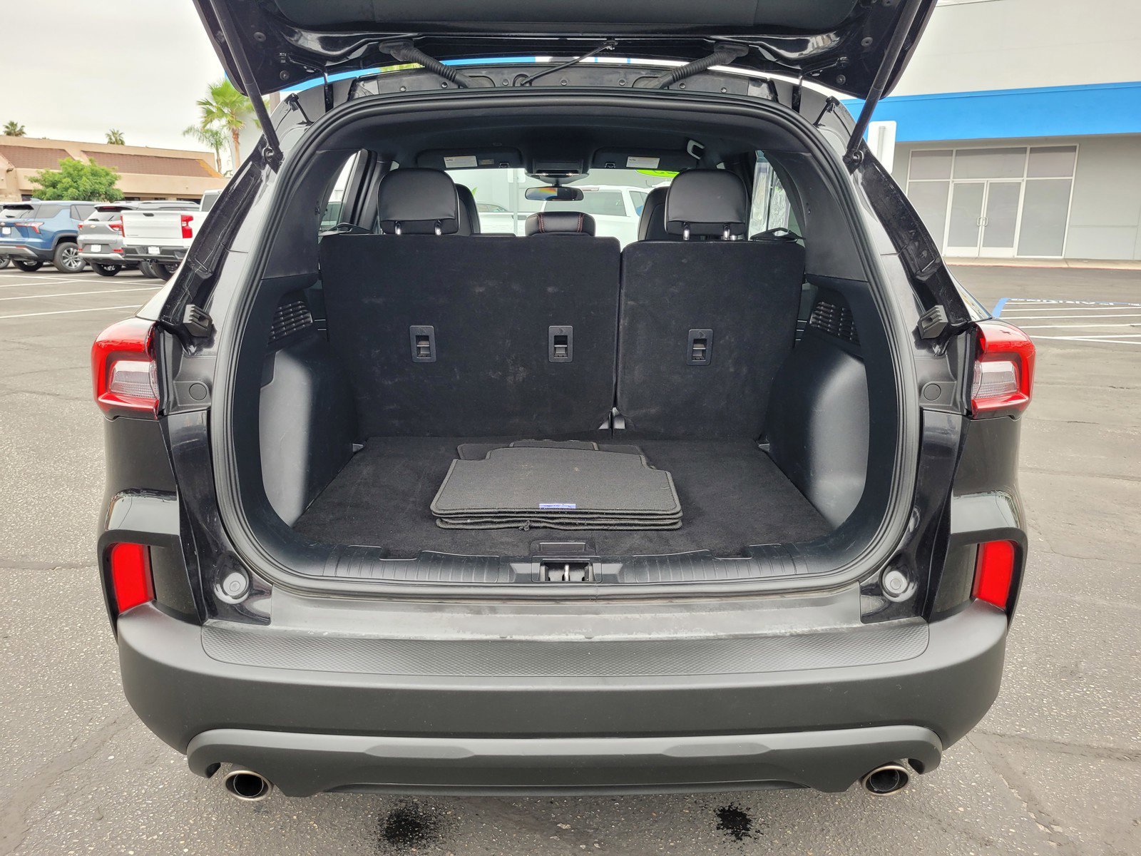 Used 2025 Ford Escape ST-Line AWD/4WD image 27