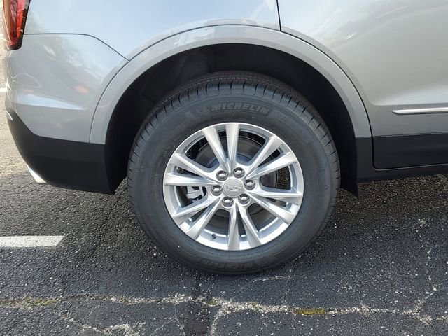 New 2026 Cadillac XT5 Luxury w/ LPO, Floor Liner Package image 7