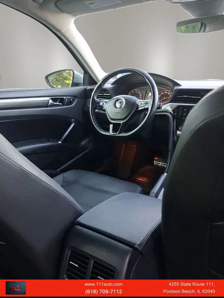 Used 2020 Volkswagen Passat 2.0T R-Line FWD image 39
