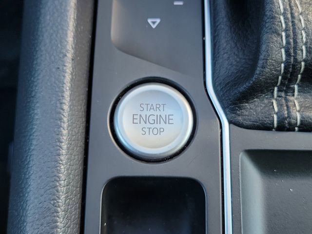 Used 2022 Volkswagen Atlas SE image 33