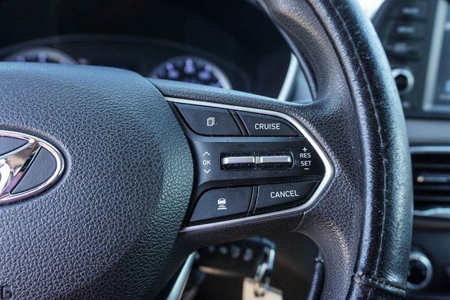 Used 2019 Hyundai Santa Fe SE image 20